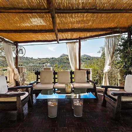 Amore - Pizzo Villa